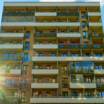 Alex Nabuco dos Santos analisa como o capital internacional impulsiona o mercado imobiliário e amplia oportunidades no Brasil.