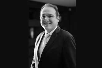 Rodrigo Gonçalves Pimentel mostra como a recuperação judicial pode alinhar reestruturação financeira e práticas sustentáveis para um recomeço sólido.