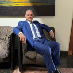 Leonardo Manzan analisa os desafios jurídicos da inovação no setor elétrico e os impactos fiscais da digitalização e automação.