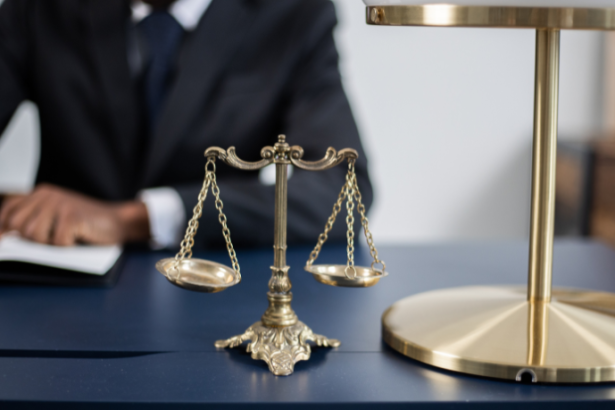 Educação continuada é o que distingue o bom advogado do excelente, afirma Hebron Costa Cruz de Oliveira.